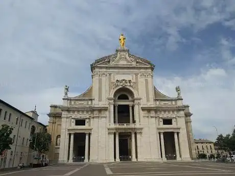 Photo de Church of Saint Mary of the Angels