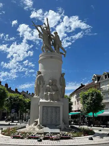 Photo de Monument aux morts d'Aix-les-Bains