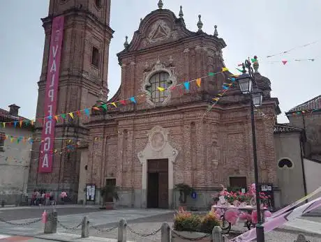 Photo de Church of Saint George Martyr