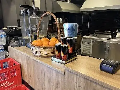 Photo de Grande cafe billards. Digitürk maç yayınımız vardır