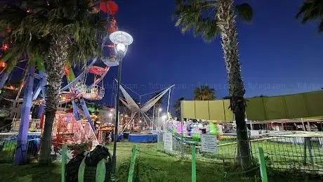 Photo de Sığacık Lunapark