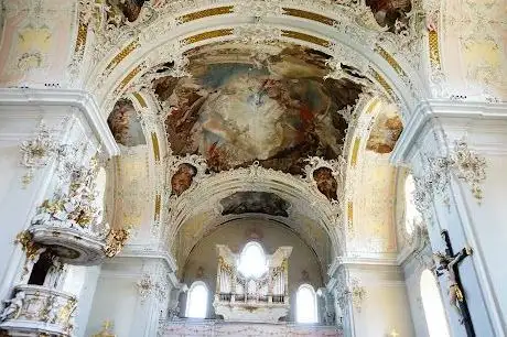Photo de Pfarrkirche und Basilika Mariae Empfängnis