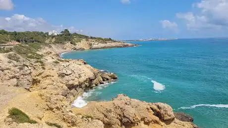 Photo de CamÃ­ de Ronda de Vilanova a Sitges (GR92)
