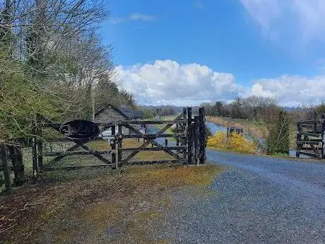 Photo de Chaigneau Bridge (The Royal Canal Greenway
