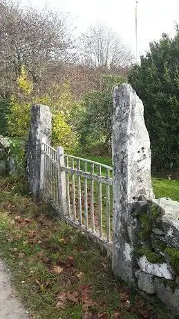 Photo de Ucklums Gamla Kyrkogård