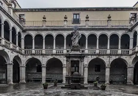 Photo de Old Hospital de la Santa Creu Barcelona