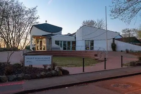 Photo de Evangelische Kirche am Herrenwingert - Evangelische Kirchengemeinde Vorgebirge