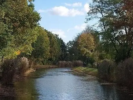 Photo de Kanalpanorama an der Kanalbrücke