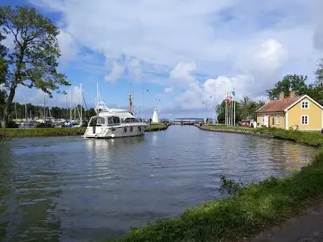 Photo de Sjötorp lock 1