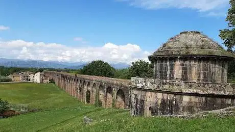 Photo de Aqueduc de Nottolini