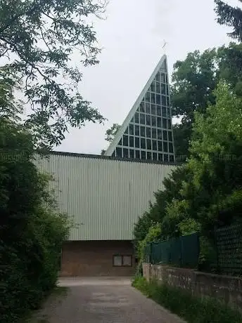 Photo de Katholische Kirche Kordon (Maria Mutter der Gnade)