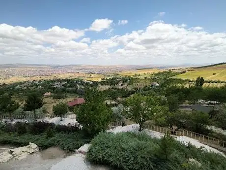 Photo de Üçtepeler Tabiat Parkı