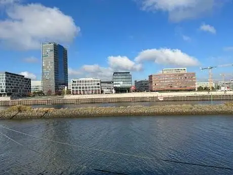 Photo de Neue Promenade