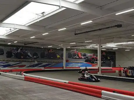 Photo de K1 Speed ​​- Indoor Go Karts Lyon Salle d'événements d'entreprise, Anniversaires