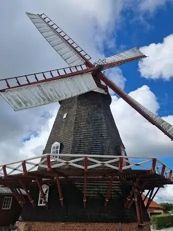 Photo de Skjern Vindmølle