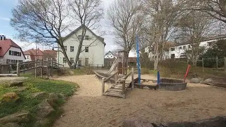 Photo de Spielplatz Neuenberger Straße