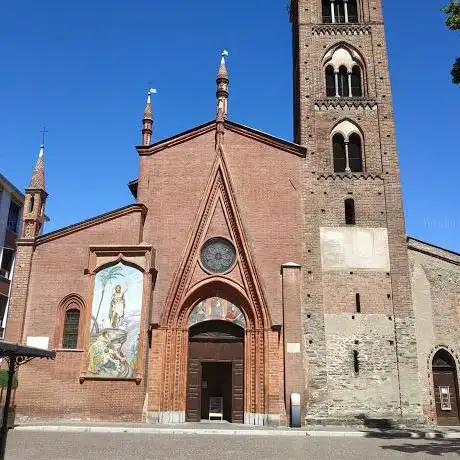 Photo de Church of Saint John Baptist and Saint Martin