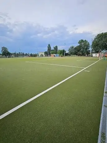 Photo de Jubiläumssportplatz