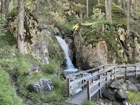 Photo de Sarnthein Wasserfall