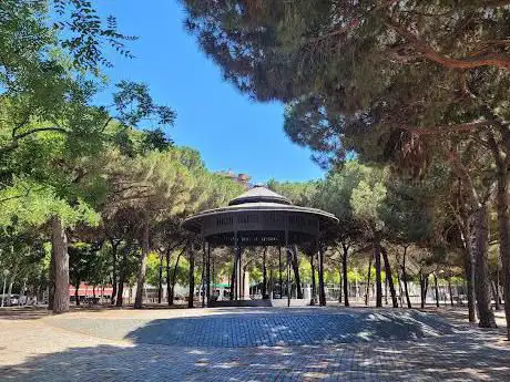 Photo de Plaça de la Palmera de Sant MartÃ­