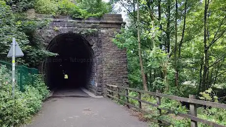 Photo de The Glen Railway Tunnels