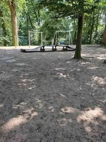 Photo de Spielplatz Rathauspark
