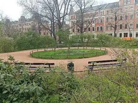 Photo de Spielplatz Bonhoefferplatz