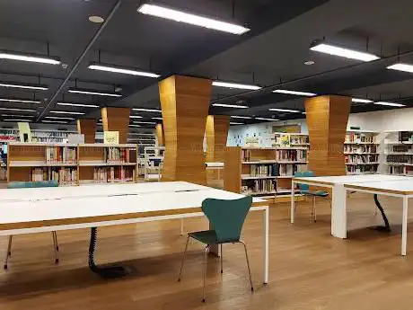 Photo de Biblioteca Regional JoaquÃn Leguina