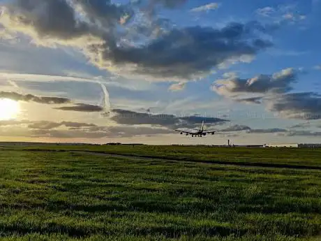 Photo de East Midlands Airport Viewpoint (EMG)