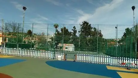 Photo de Parque da Quinta do Jardim Field Court