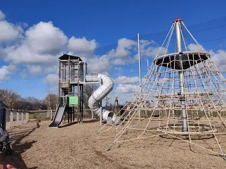 Blackthorn Park Playground