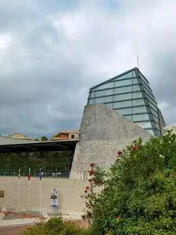 Photo de Parque Miguel Martins