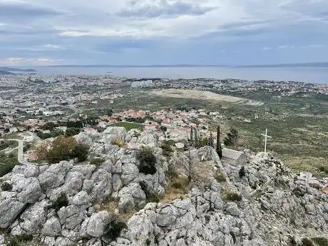 Photo de Kuk Fortress - Old Town