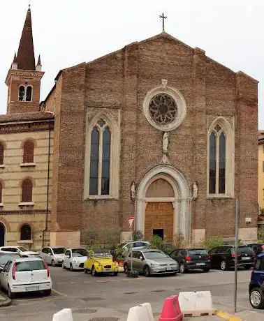 Photo de Church of Saint Thomas Becket