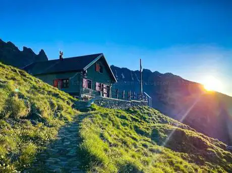 Photo de Punta Carolei - Rifugio Stellina