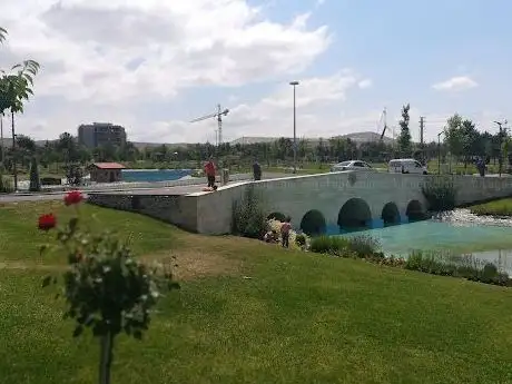 Photo de Meram Belediyesi Dutlu Kır Koruluğu