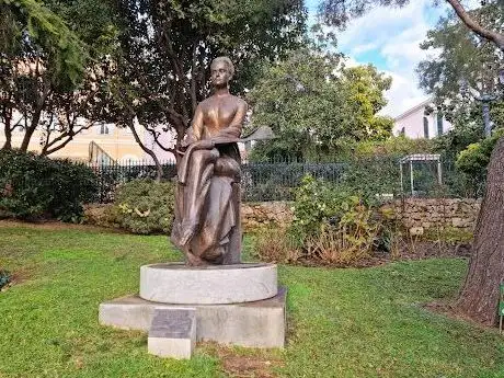 Photo of Princess Grace Statue