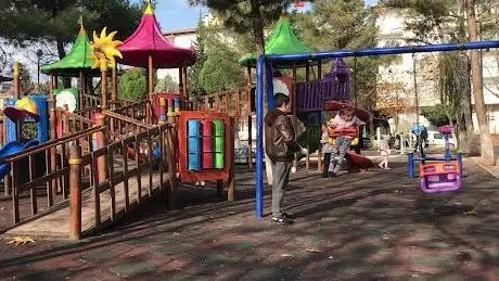 Photo de Necip Fazıl Kısakürek Parkı