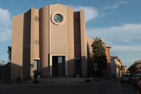 Photo de Parish S. Maria Assunta