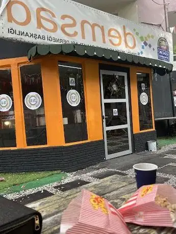Photo de DEMSAD ABC TİYATRO Denizli Müzik ve Sahne Sanatları Derneği Cep Sahnesi