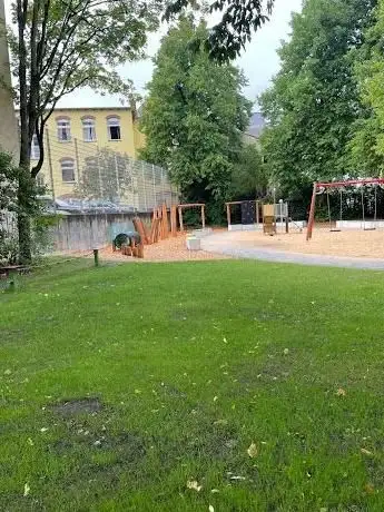 Photo de Spielplatz Ravensbergerstr. / Turnerstr.