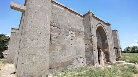 Photo de Cacabey Kervansarayı