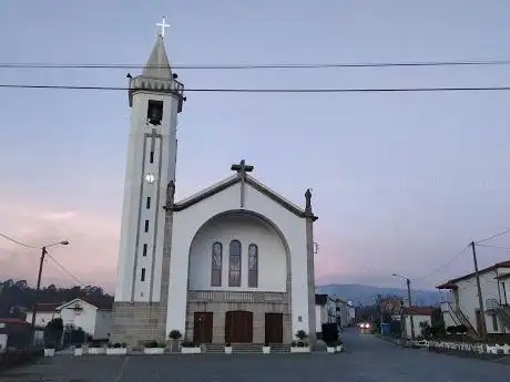 Photo de Igreja Paroquial de S. Bento de Várzea