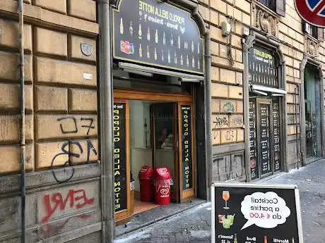 Photo de Popolo della notte Via roma
