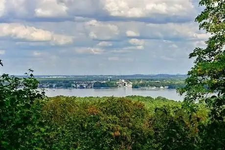 Photo de Aussichtspunkt auf den Müggelsee