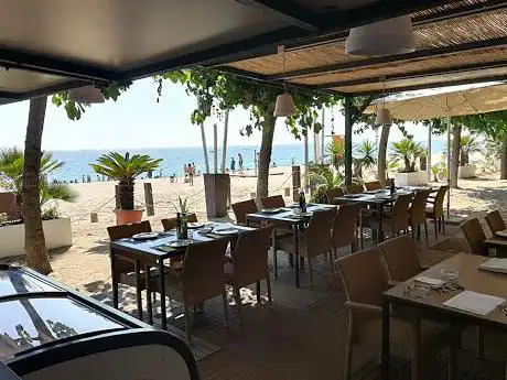 Photo de Tsunami Beach Terrazza
