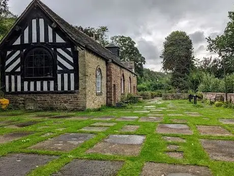 Photo de Chadkirk Chapel