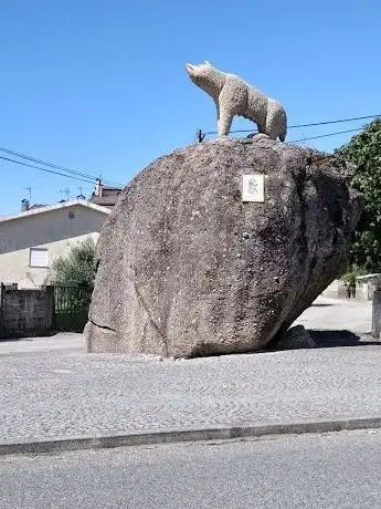 Photo de Estátua da Loba (Rio de Loba)