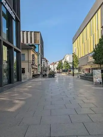 Photo de Singen (Hohentwiel) Innenstadt