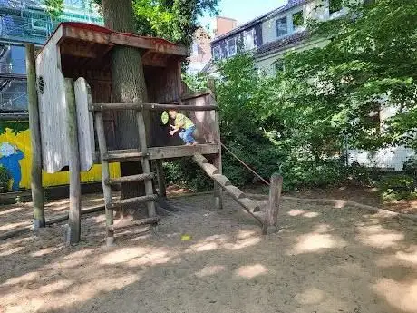 Photo de Spielplatz Herbststrasse